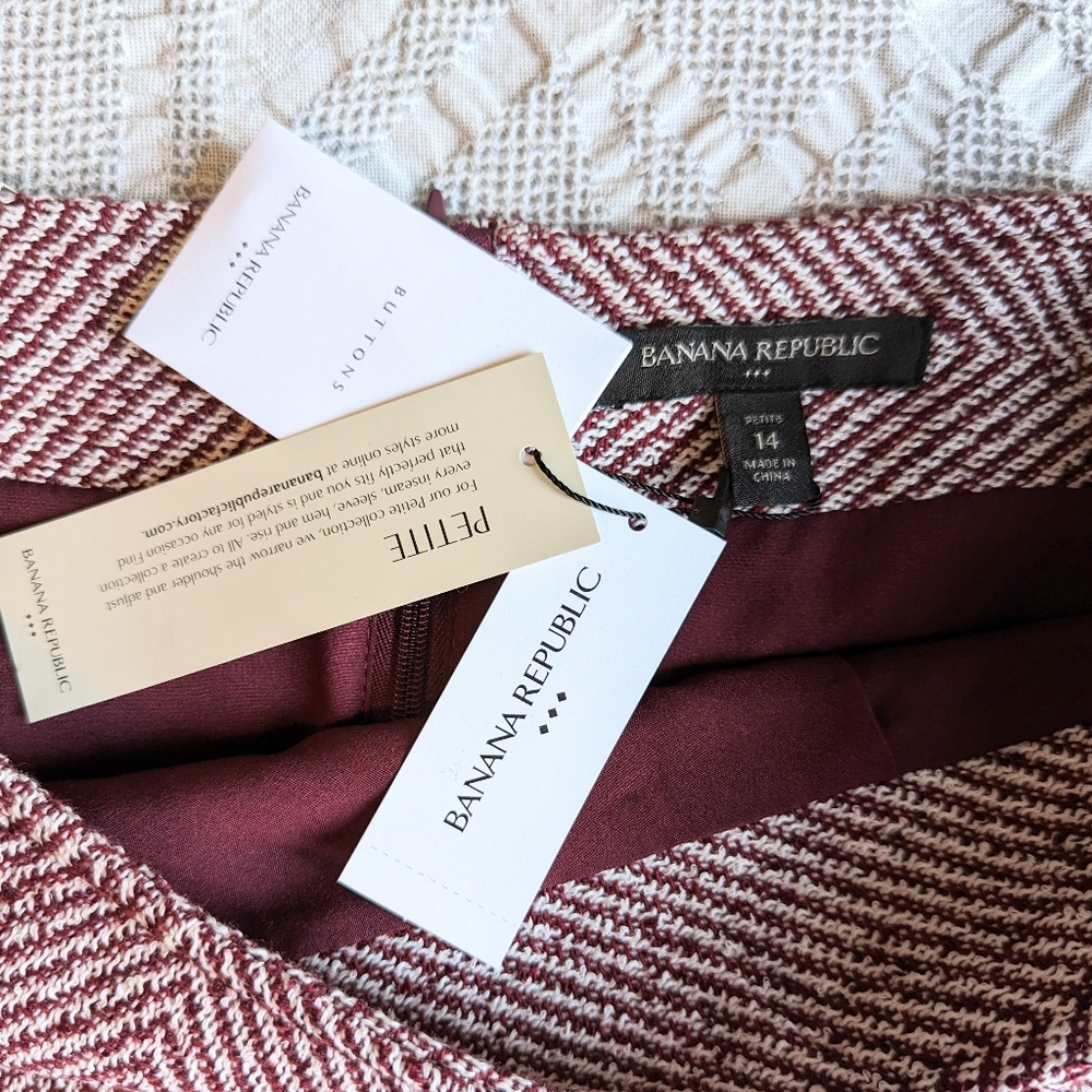 Banana Republic Petite Burgundy Herringbone Skirt with Pockets - New with Tags - Picture 5 of 5